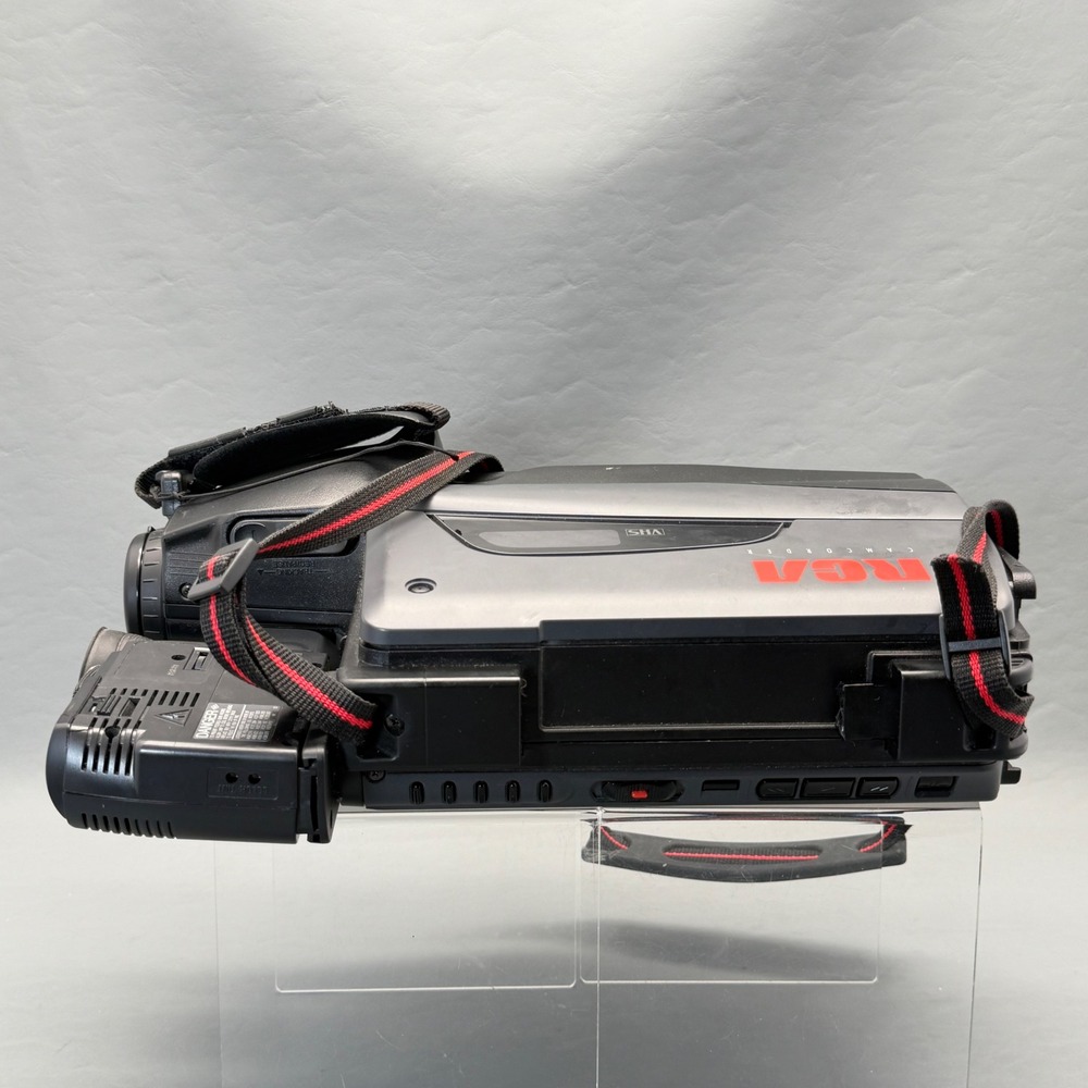 RCA CC547 VHS Camcorder Movie Camera 24x Zoom Bundle Charger Manual FOR PARTS - Picture 11 of 16